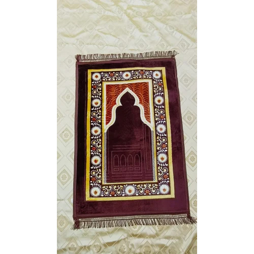 120 GSM Velvet Prayer Carpet