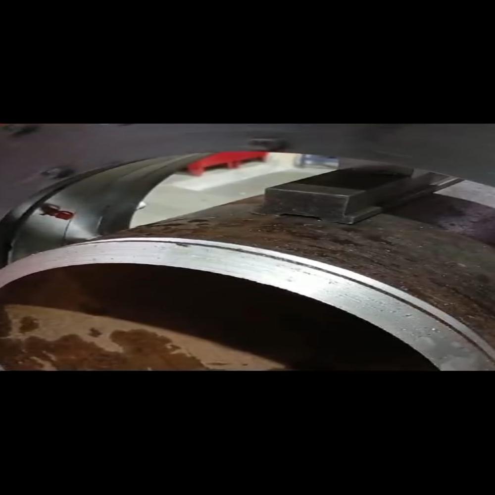 Stationary Pipe Cutting And Beveling Machine - Color: Silver
