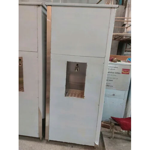 Commercial Water Cooler - Capacity: 200 Ltr