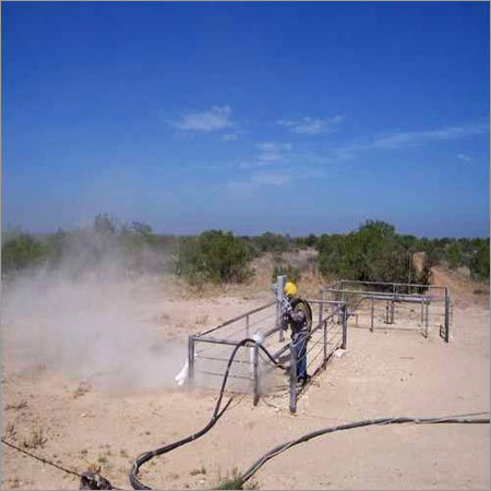 ब्लास्टक्लीनिंग और पाइपलाइन पेंटिंग सेवाएँ