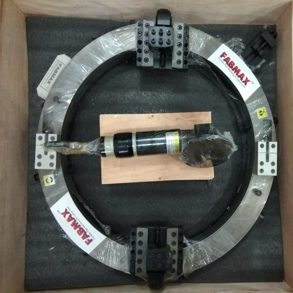 Semi-automatic Pipe Cutting And Beveling Machine - Feature: Automatic Feeding