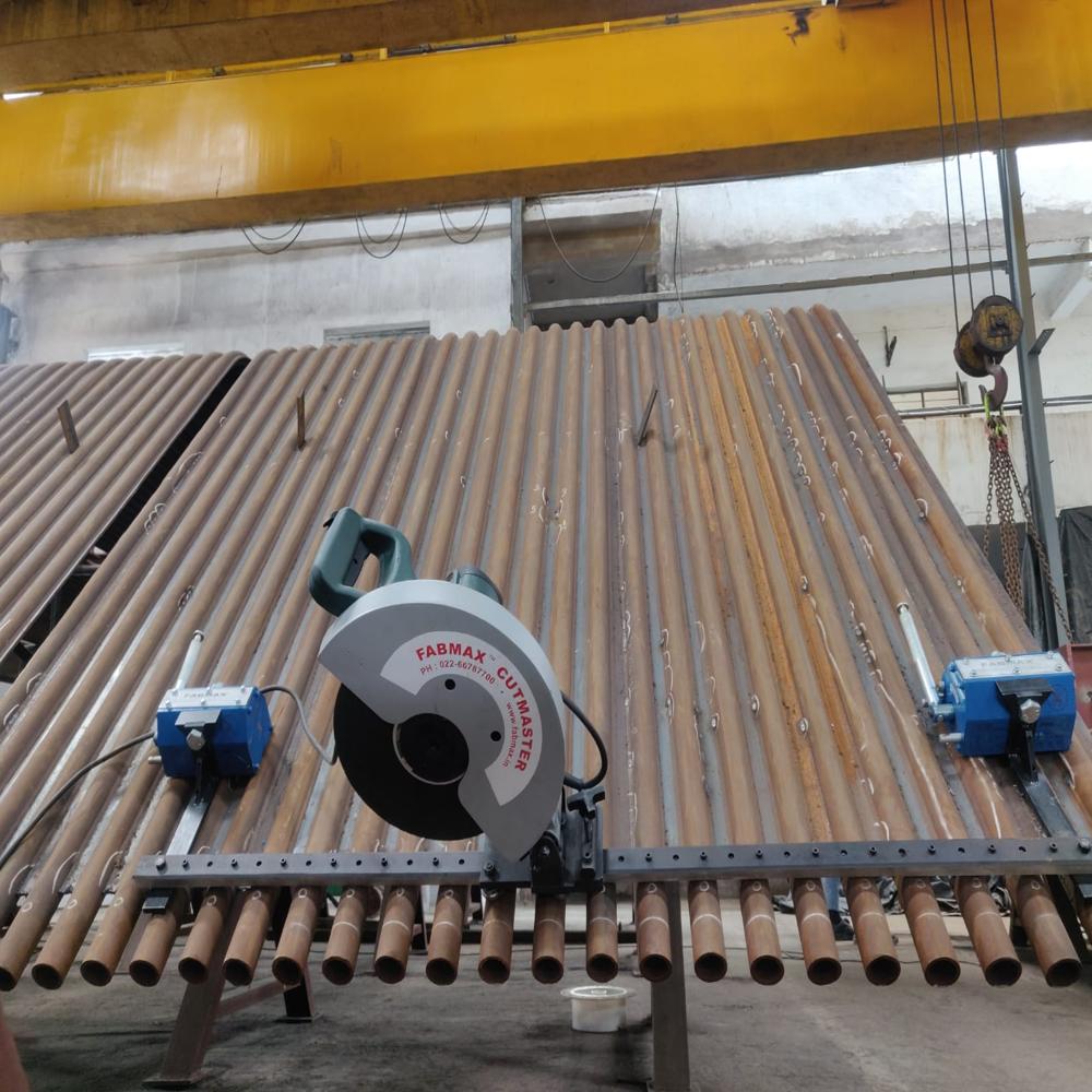 Boiler Tube Cutting Machine - Color: Gray