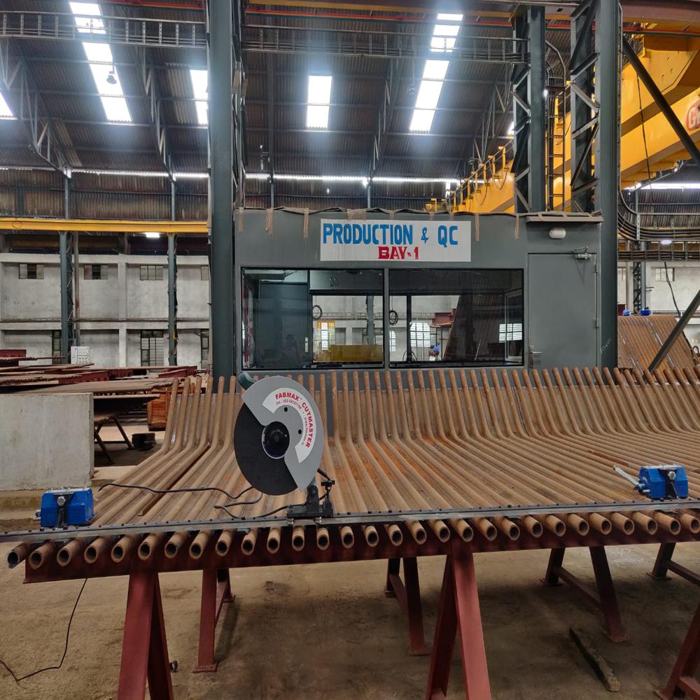 Cutmaster Boiler Panel Cutting Machine - Color: White