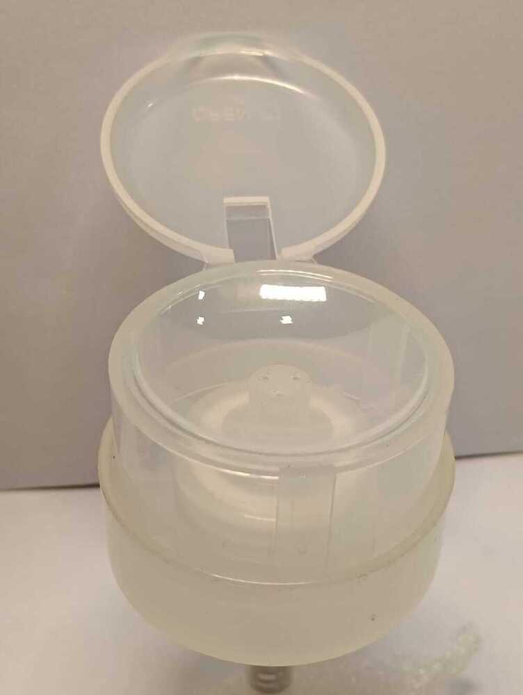 24mm White Press Down And Push Down Dispenser Pump - High-quality Plastic, 24mm Neck Size, Sleek White Finish, Easy-to-use Dispensing Mechanism