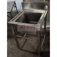 Commercial Kitchen Single Sink Unit - Features: Durability