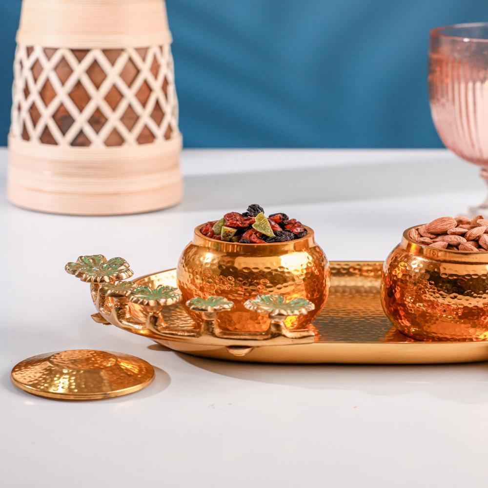 Brass Tray With Bowel - Color: Golden