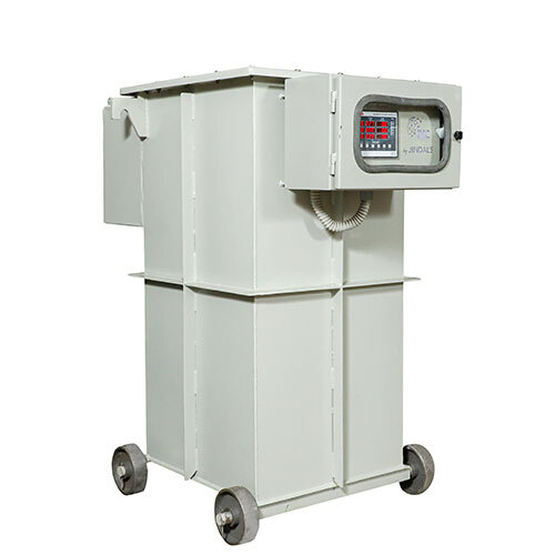 Servo Stabilizer 4M8A0133