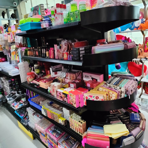 Fancy Store Rack - Capacity: 100 Kg