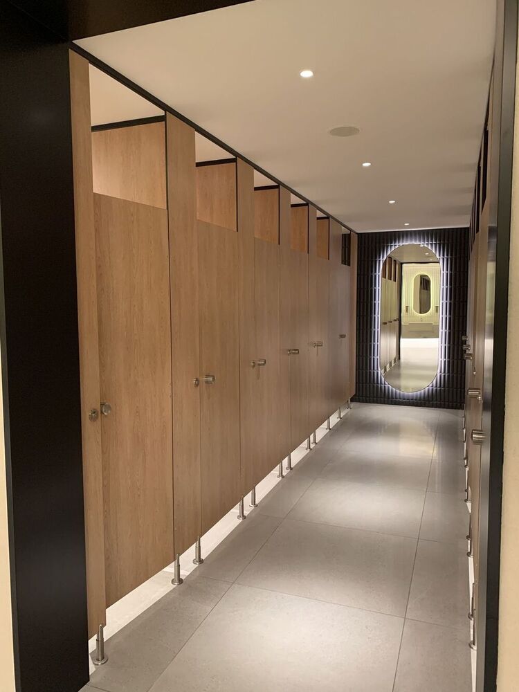 Toilet Changing Room Cubicle - Color: Brown