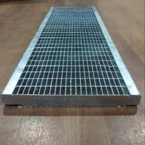 Gi Serrated Grating - Color: Grey