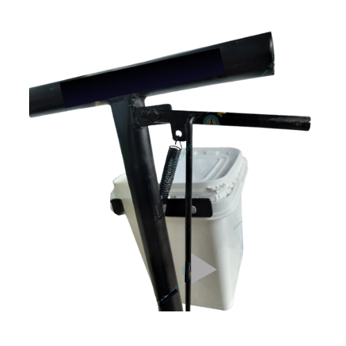 Manual Fertilizer Spreader
