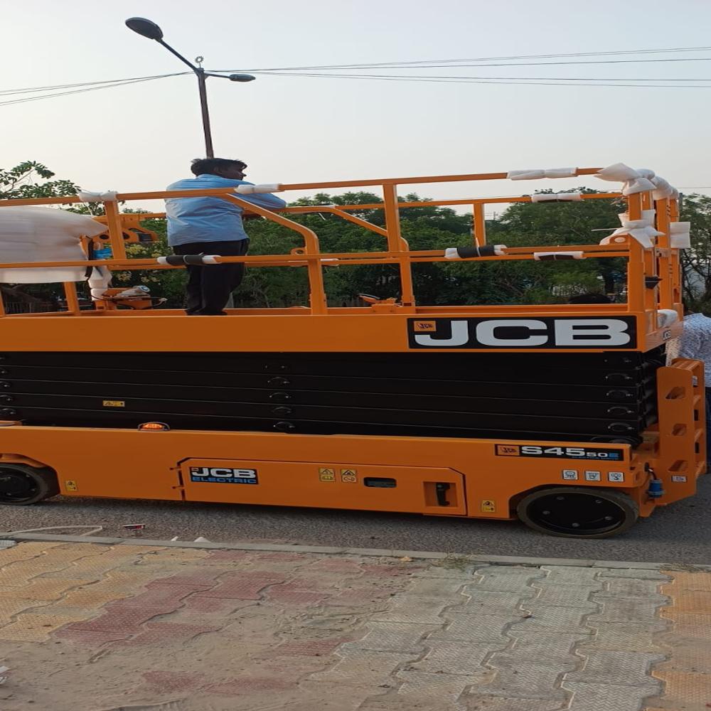 16 MTR ELECTRIC SCISSOR LIFT ON RENT