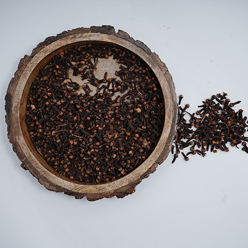 Organic Cloves - Color: Dark Brown