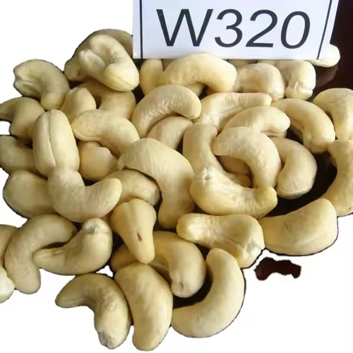 W320 Grade Cashew Nut - Color: White