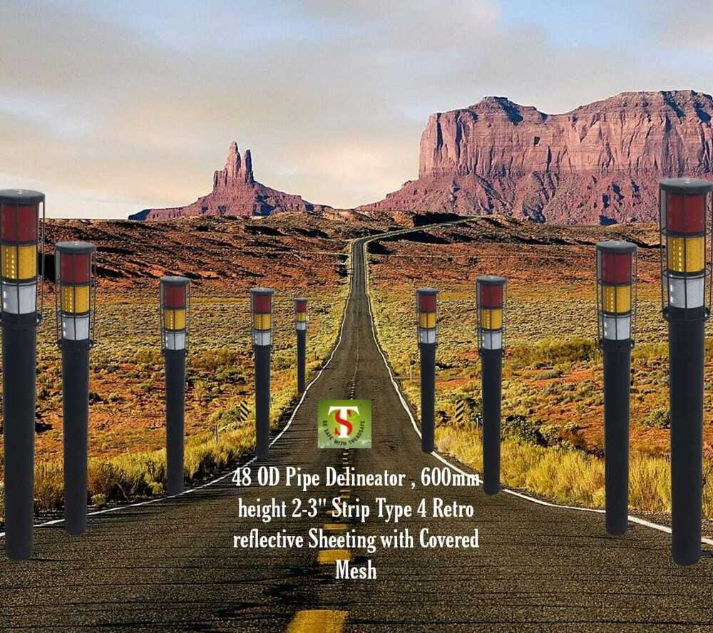 Solar Road Delineator - Plastic, 900mm Height, 200mm Base Diameter, 76mm Pole Diameter, Red | Enhances Road Safety, Ideal for Low-Visibility Conditions