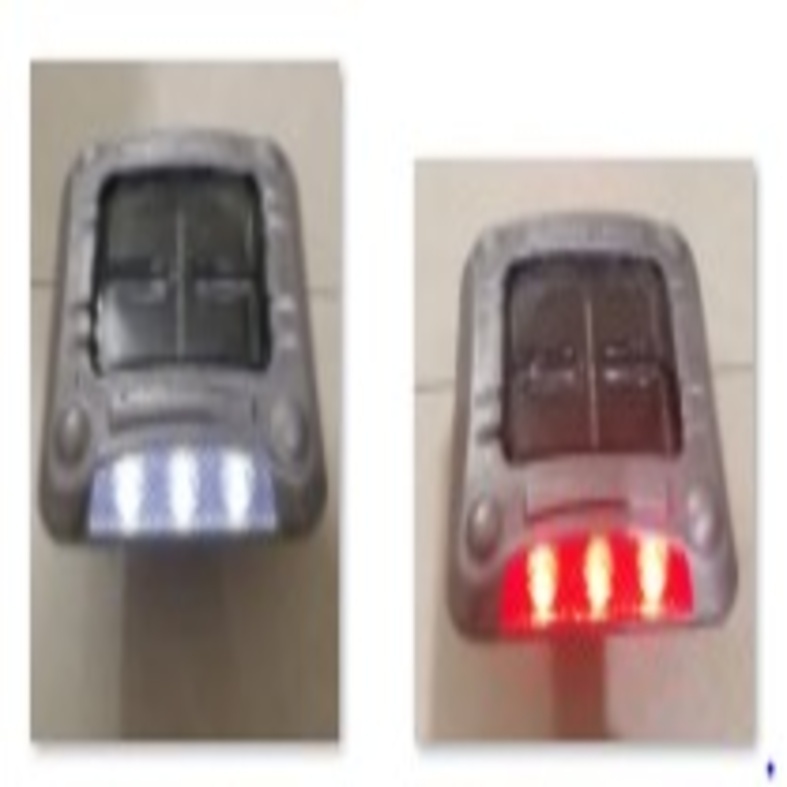 Solar road stud