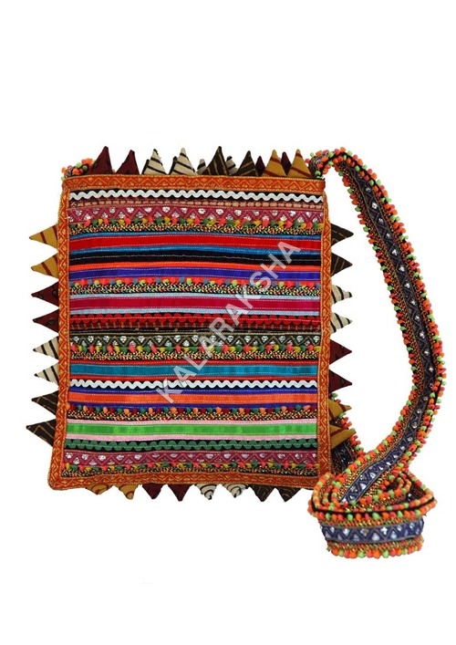 पाबी ईवनिंग बैग