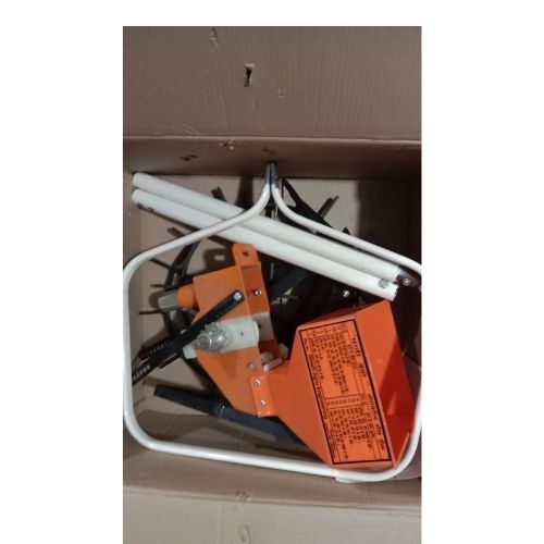 Made In India Manual Hand Operated Seed Drill For Sowing Seed Industrial