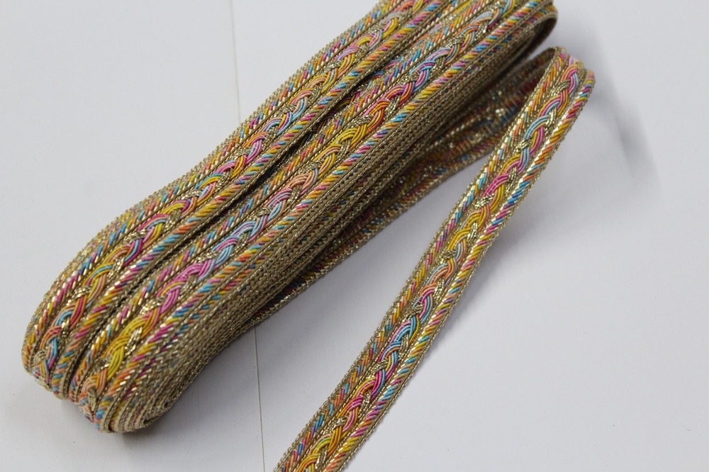 Multi Colour Border Lace - Gender: Female