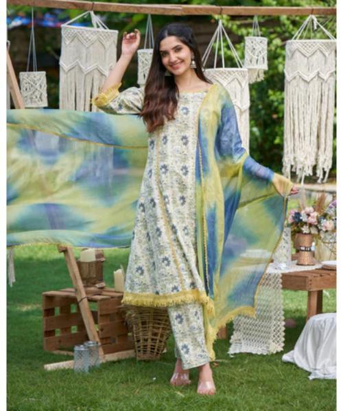 Printed Georgette Sharara Set - Neck Style: V-neck
