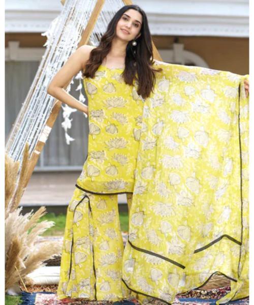 Printed Georgette Sharara Set - Neck Style: V-neck