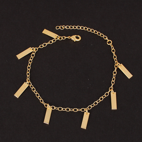 Raissa Cali Tiger Bracelet - Color: Golden