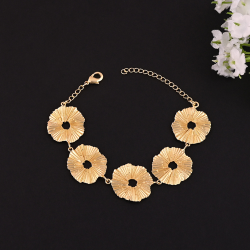 Gloxinia Floral Bracelet - Color: Golden
