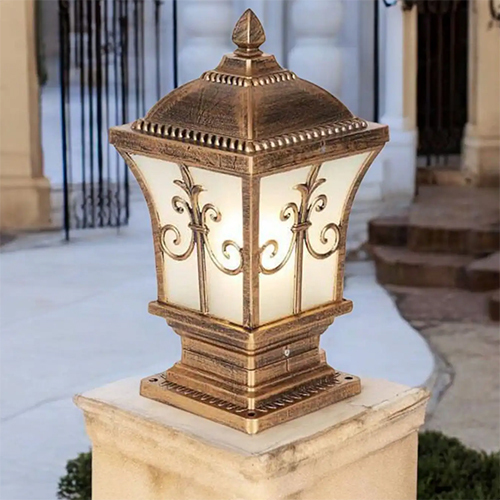 Twilight Gate Lamp
