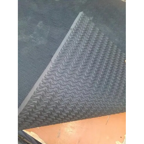 Malik Supremo Cow Mat - Back Material: Anti-Slip Latex