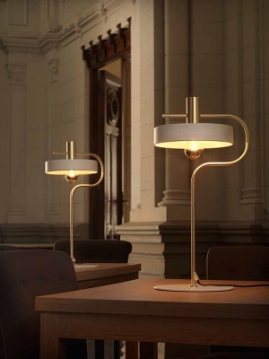 Aloa table lamp