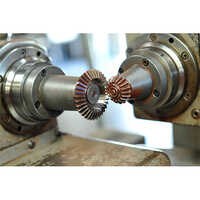 Straight Bevel Gears - Efficiency: 70-80%
