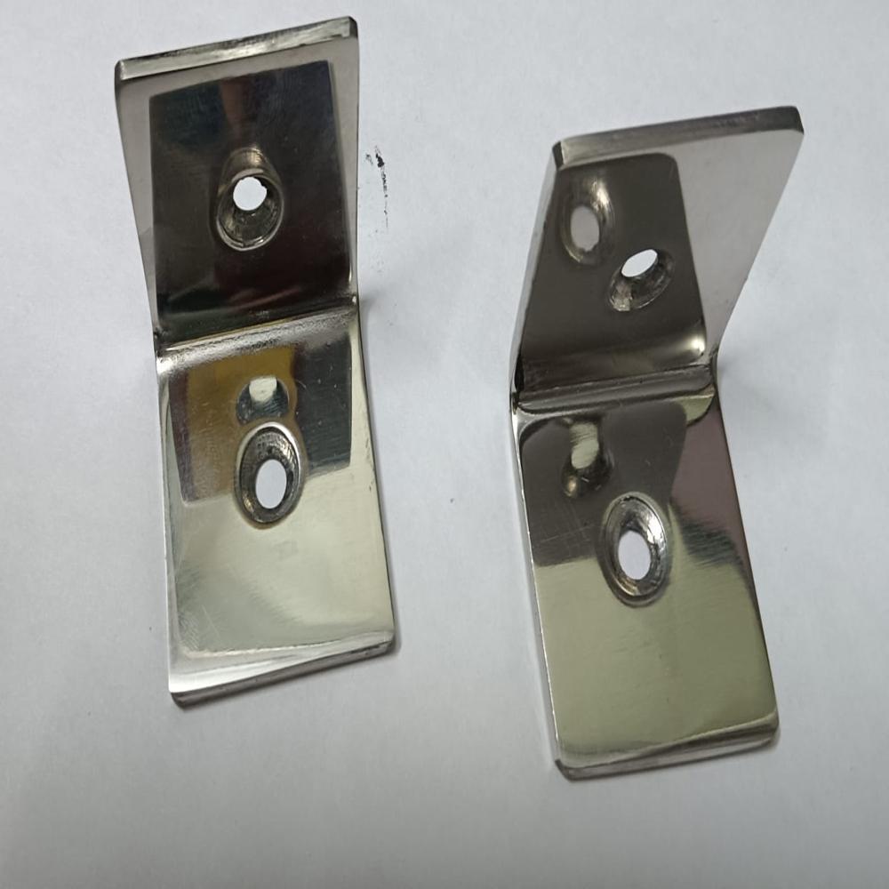 L Connector