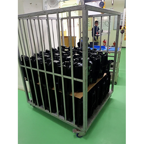 Industrial Material Handling Trolley - Color: As Per Availability at ...
