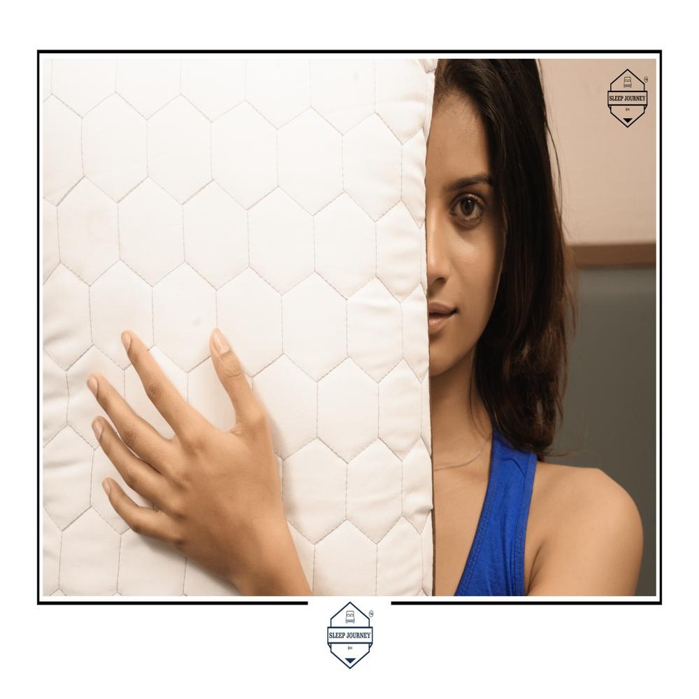 SLEEP JOURNEY QUILTING PILLOW