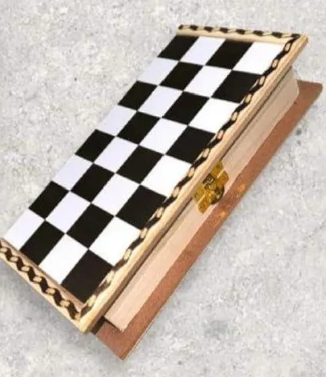 Magnetic Wooden Folding Chess 10 Inches