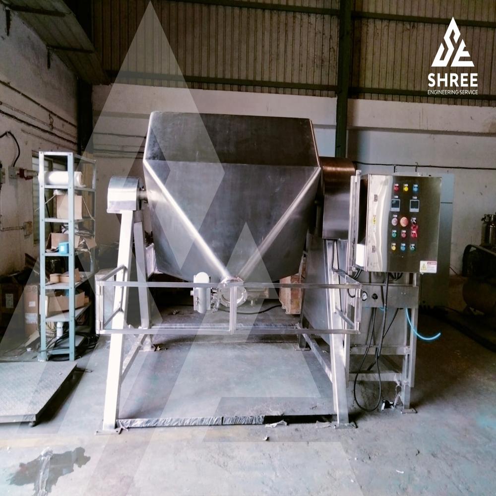 Nutraceutical Blender - Color: Silver