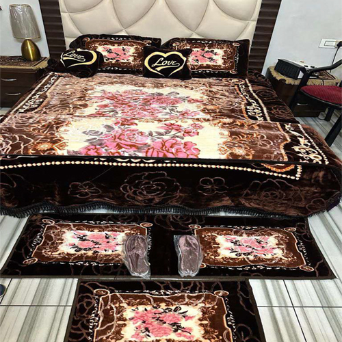 Afreen 10pc  Woolen Blanket Set