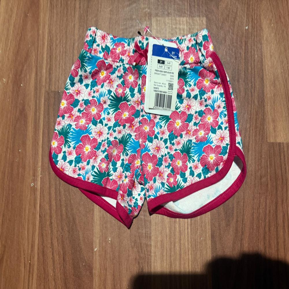 GIRLS SHORTS