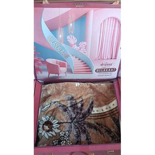 Mulakat 6pc Set Woolen Blanket