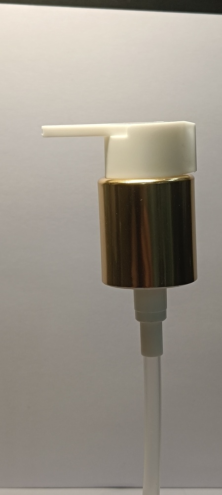 24MM Beak Pump (Shine Golden) with Clip - High-Quality Plastic, 24mm Neck Size, Glossy Metallic Finish, Lockable Closure for Secure Transport, Mess-Free Dispensing