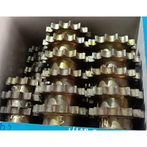 Industrial Roller Chain Sprocket - Bore Size: 13/16 Inches