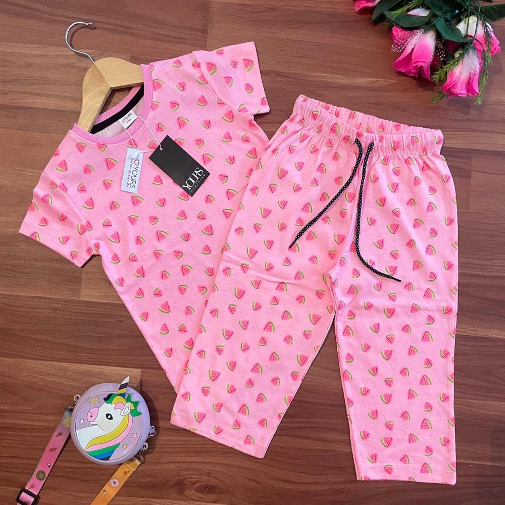 Girl's capri set