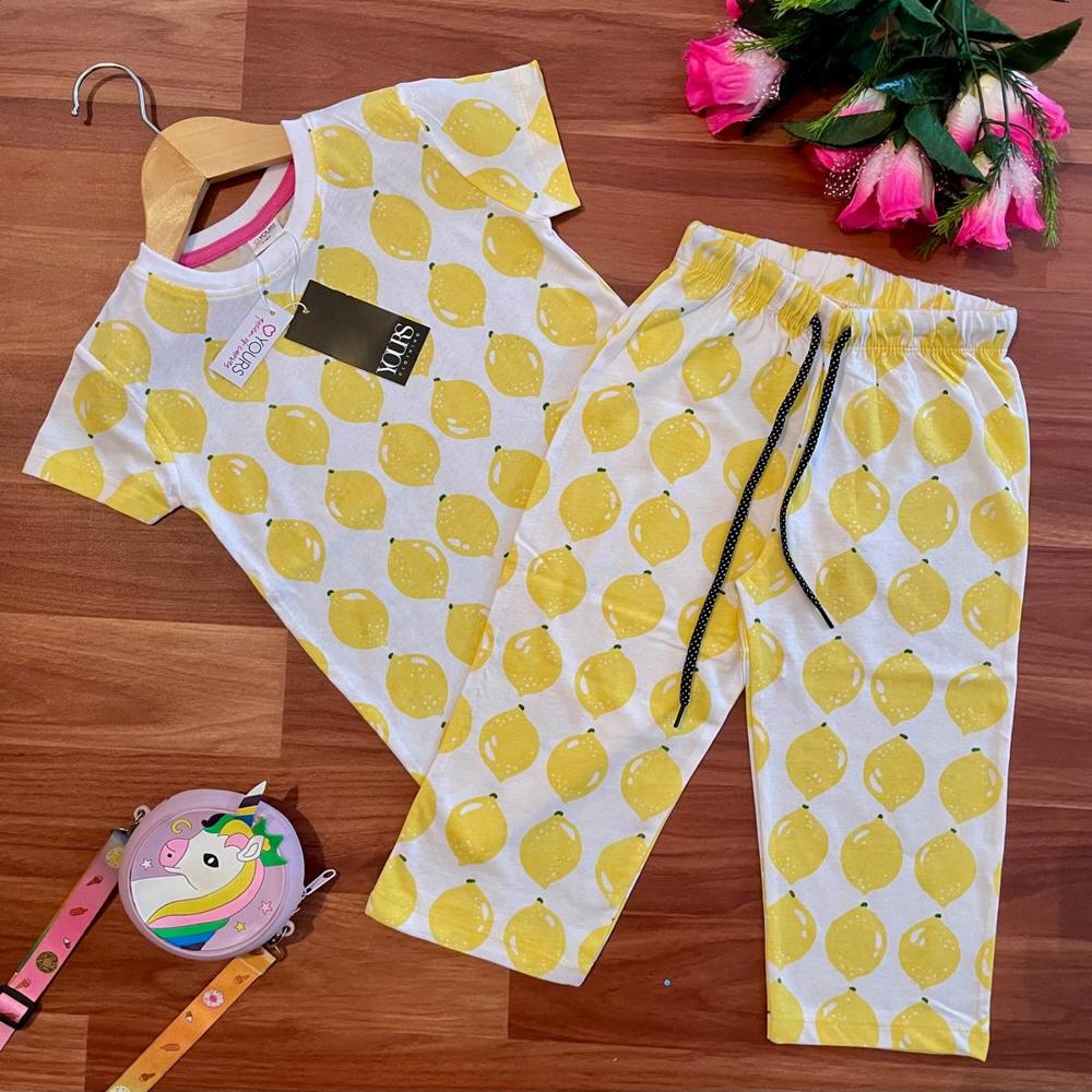 Girl's capri set