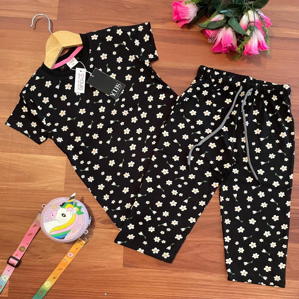 Girl's capri set