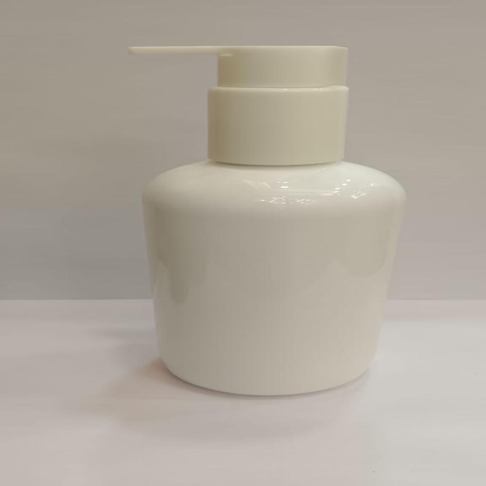 300ML WHITE BOSTON PET BOTTLE
