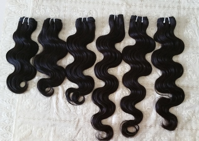 Unprocessed Indian Virgin Body Wave Hair Clear Poly Bags Pack Size: Available 6-40 Inches