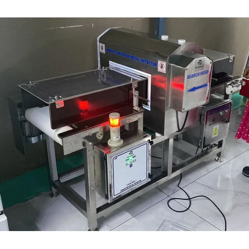02_Bakery Conveyor Metal Detector