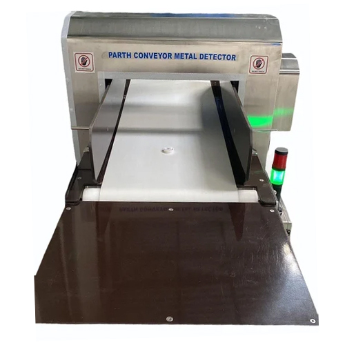 Incline Conveyor Metal Detector
