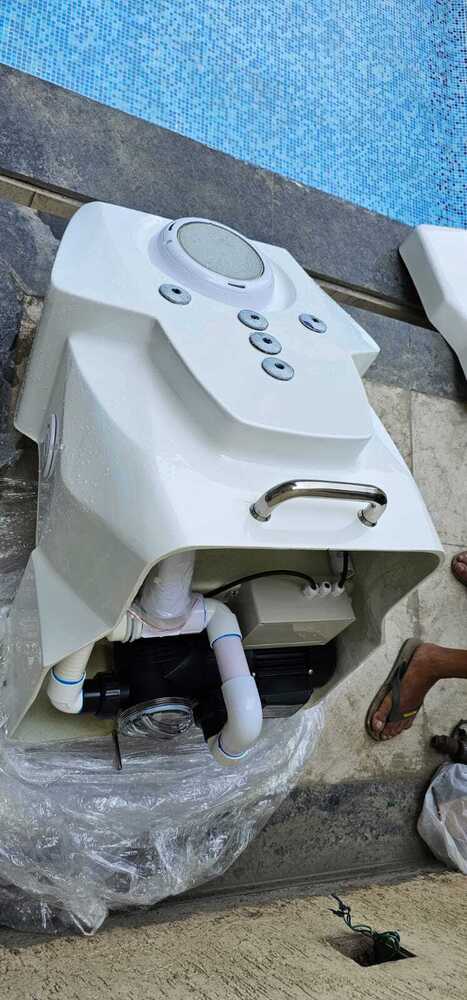 SWIMMING POOL PIPELESS FILTER