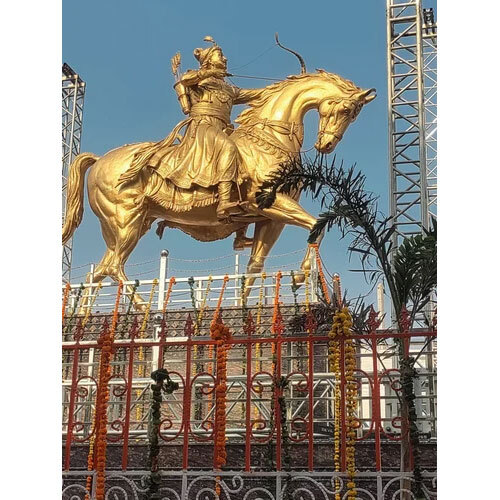 Prathavi Raj Chauhan Ji Frp Statue - Color: Gold